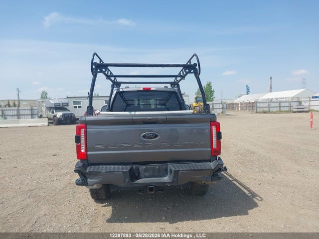12387893 :رقم المزاد ، 1FT8W3BT5PEE06105 vin ، 2023 Ford F350 Super Duty مزاد بيع