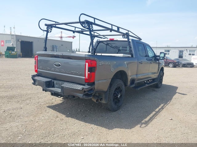 12387893 :رقم المزاد ، 1FT8W3BT5PEE06105 vin ، 2023 Ford F350 Super Duty مزاد بيع