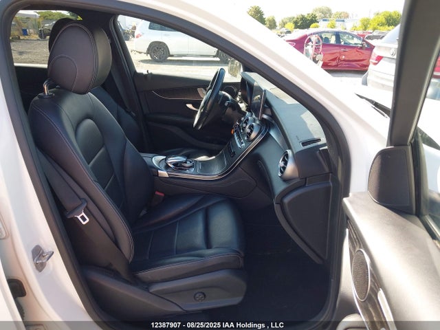 WDC0G4KB3GF060664 Mercedes-Benz m274