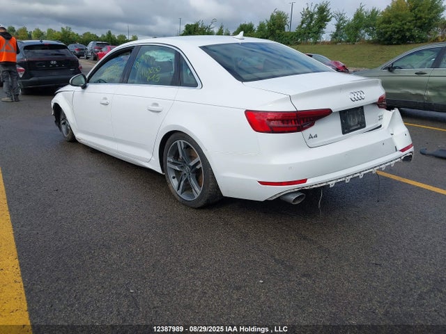 WAUCNAF45HN005611 Audi 2017