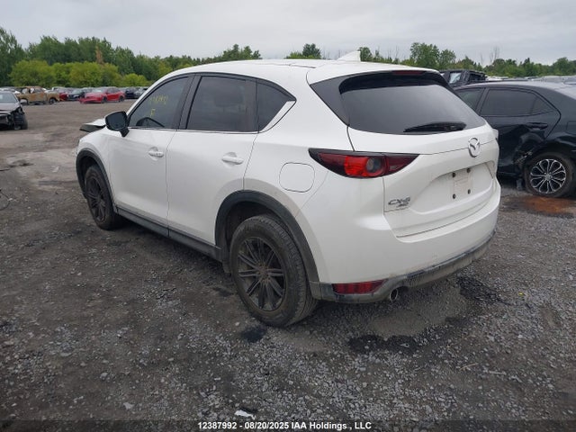 Mazda py 2017 JM3KFBCL1H0124130 Image 3