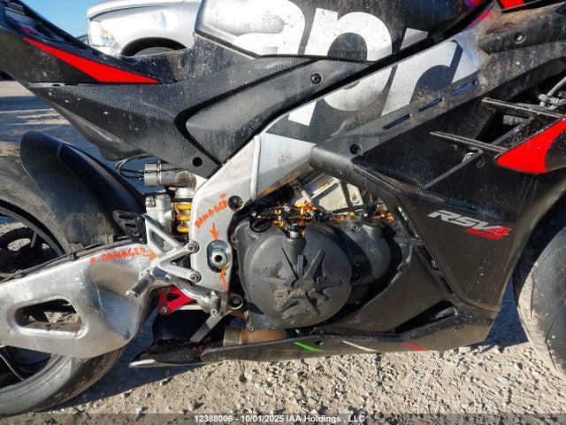 ZD4KYUB09PS000670 Aprilia 2023