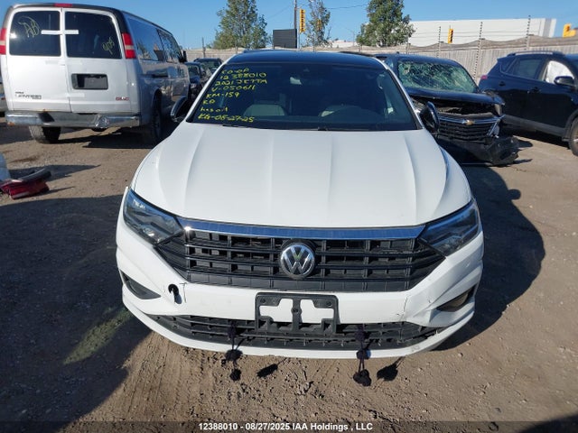 3VWE57BU2MM050611 Volkswagen tsi