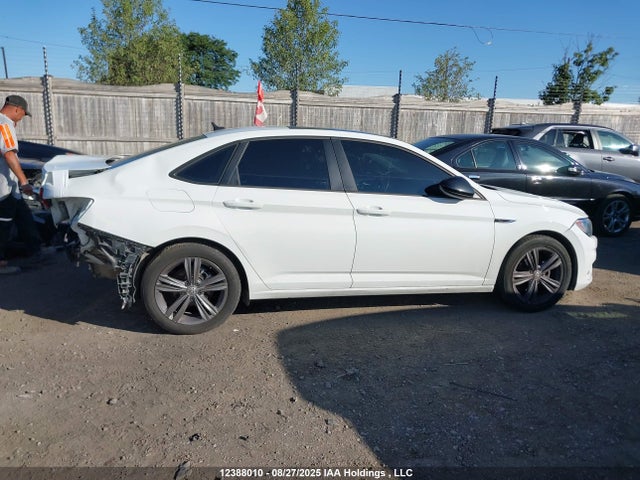 3VWE57BU2MM050611 Volkswagen tsi
