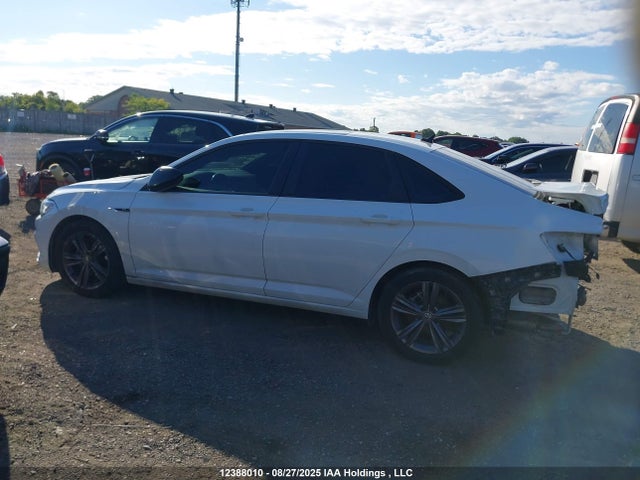 3VWE57BU2MM050611 Volkswagen tsi