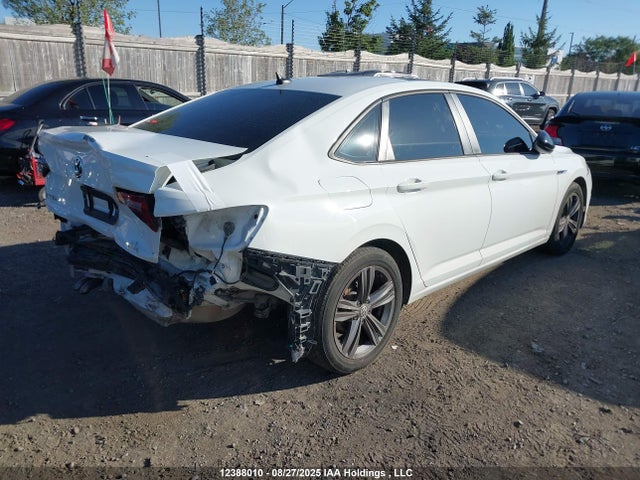 3VWE57BU2MM050611 Volkswagen tsi