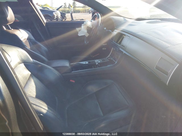 Jaguar s/c ulev 2014 SAJXJ0EF1E8U10048 Image 5