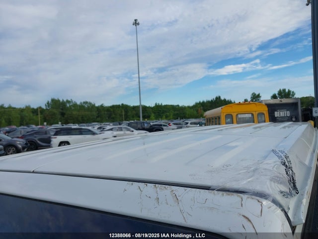 1C4HJXEG2KW549911 Jeep Wrangler