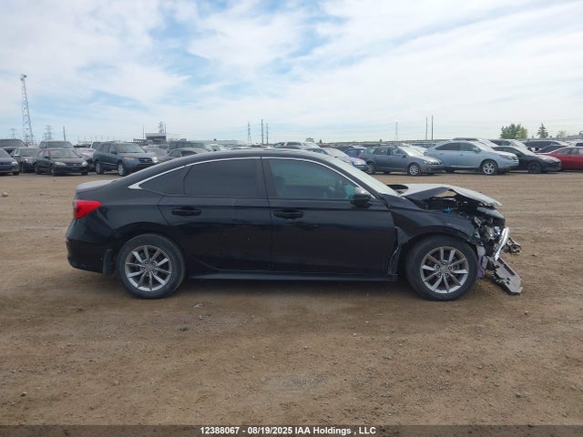 Honda 2022 2022 2HGFE2F32NH121805 Image 14