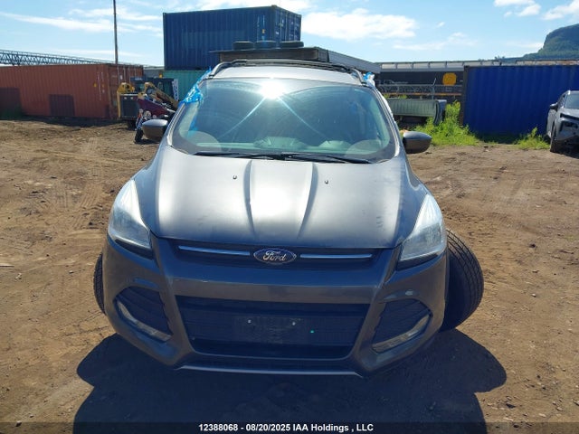 1FMCU9GX4FUC18125 Ford Escape