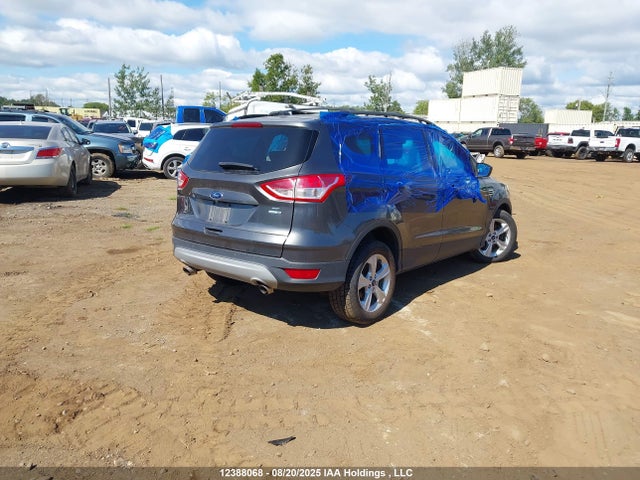 1FMCU9GX4FUC18125 Ford Escape