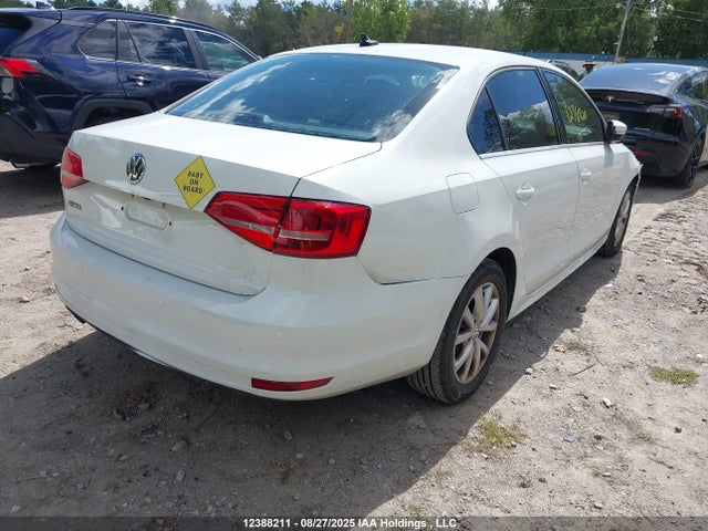 3VW2K7AJXFM349902 Volkswagen Jetta