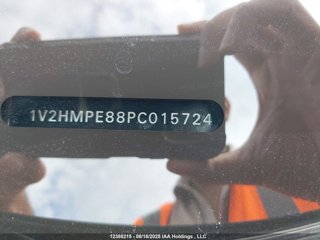 1V2HMPE88PC015724 Volkswagen ID.4