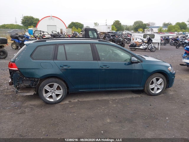 3VW717AU4JM758439 Volkswagen GOLF SPORTWAGEN