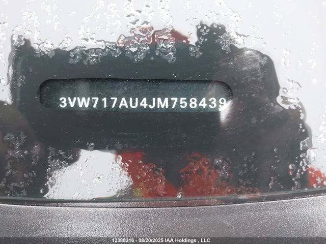 3VW717AU4JM758439 Volkswagen GOLF SPORTWAGEN