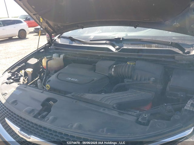 Chrysler 2017 2017 2C4RC1CG4HR841303 Image 10