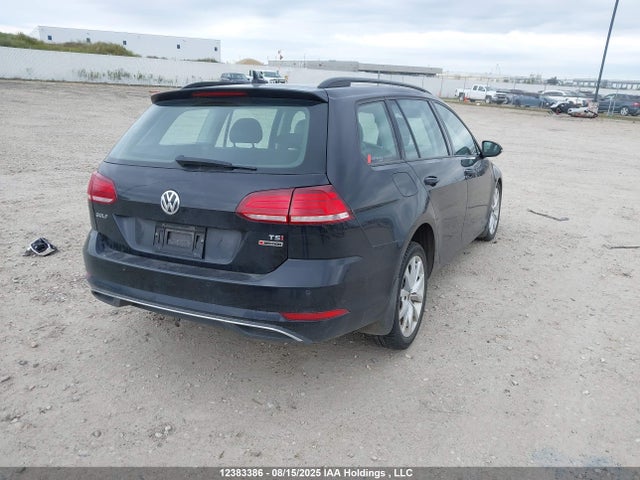 3VW217AU3JM768308 Volkswagen 2018