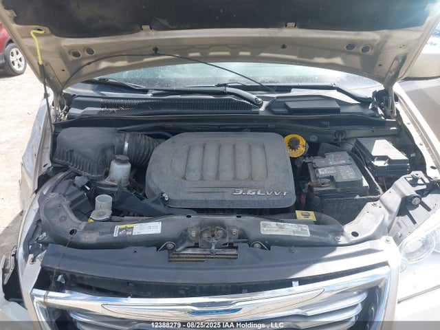 Chrysler 2016 2016 2C4RC1BGXGR158604 Image 10