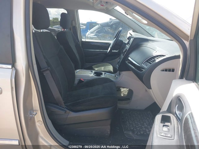Chrysler 2016 2016 2C4RC1BGXGR158604 Image 5