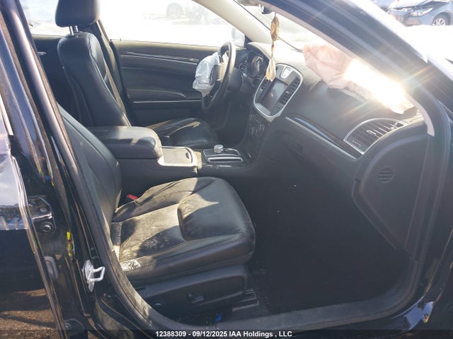 Chrysler 300 2022 2C3CCASG4NH210080 Image 5