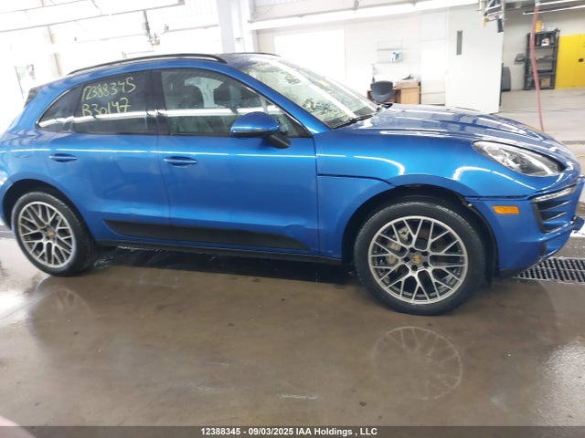 Porsche Macan 2018 WP1AB2A55JLB30147 Image 13