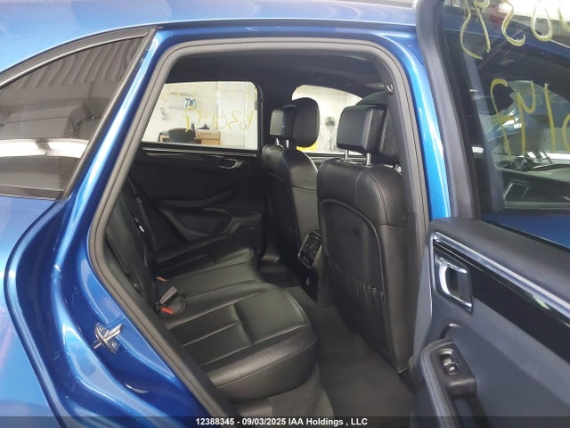 Porsche Macan 2018 WP1AB2A55JLB30147 Image 8