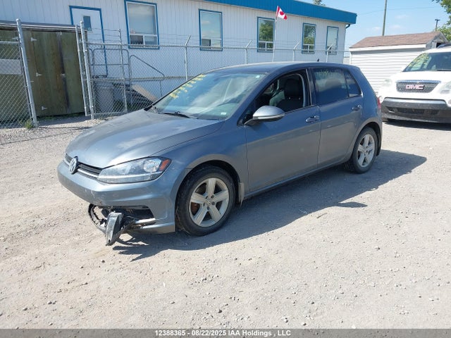 3VWG17AU9JM257739 Volkswagen 2018