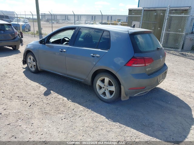 3VWG17AU9JM257739 Volkswagen 2018