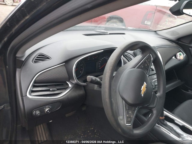 1G1ZE5ST1HF104026 Chevrolet Malibu