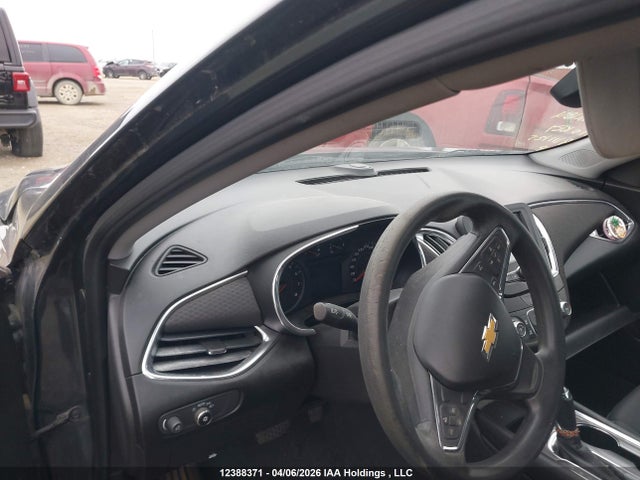 1G1ZE5ST1HF104026 Chevrolet Malibu