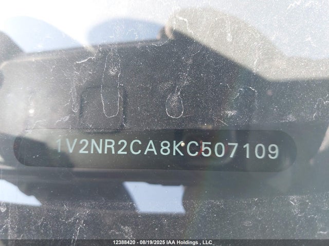 Volkswagen 2019 2019 1V2NR2CA8KC507109 Image 20