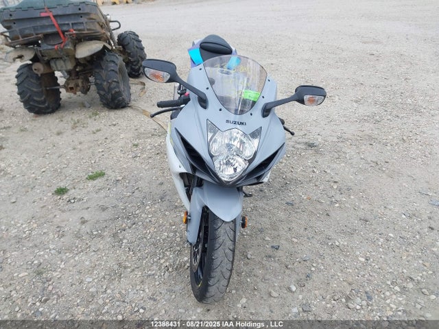 JS1GN7FA0N7101136 Suzuki N738