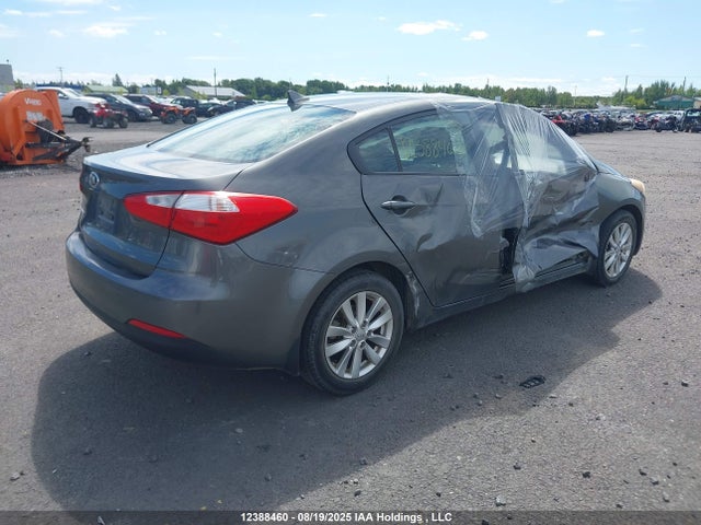 KNAFX4A60E5082254 KIA Forte