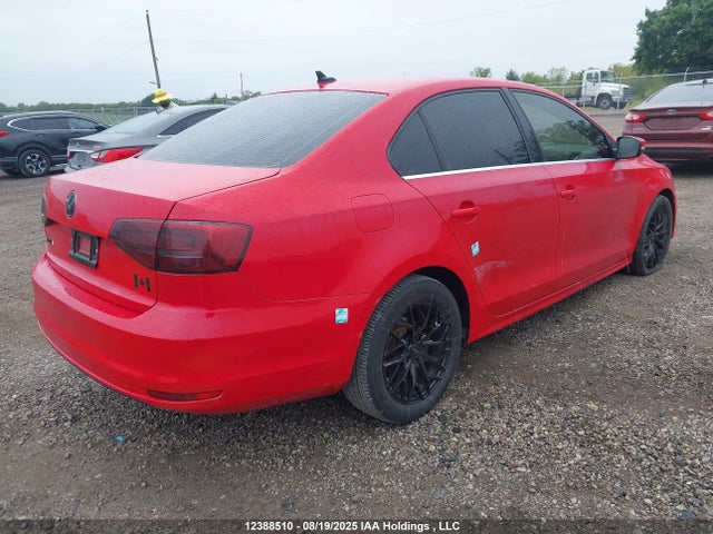3VW2K7AJ5FM264580 Volkswagen 2015