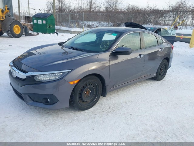 Honda Civic 2017 2HGFC1F91HH105068 Image 2