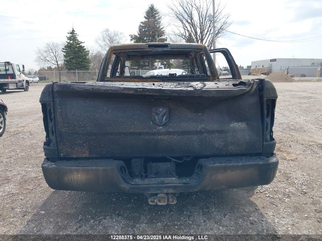 RAM 1500 2022 1C6RR7FG3NS241869 Image 15