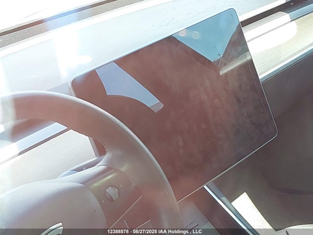 5YJ3E1EA3KF487768 Tesla MODEL 3