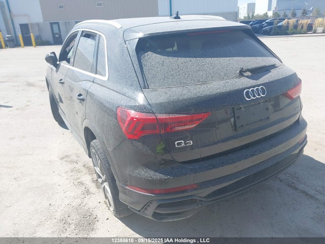 Audi 45 tfsi 2022 WA1EECF33N1134619 Image 3