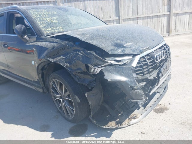 Audi 45 tfsi 2022 WA1EECF33N1134619 Image 6