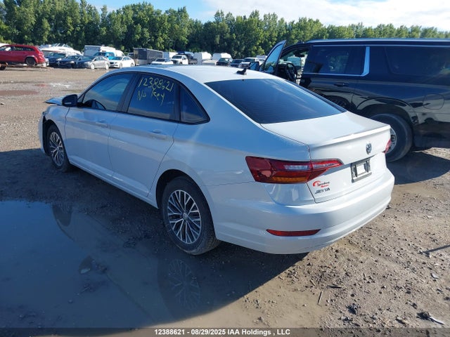 3VWE57BU5KM097371 Volkswagen 1.8 tsi