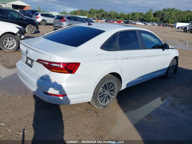 3VWE57BU5KM097371 Volkswagen 1.8 tsi