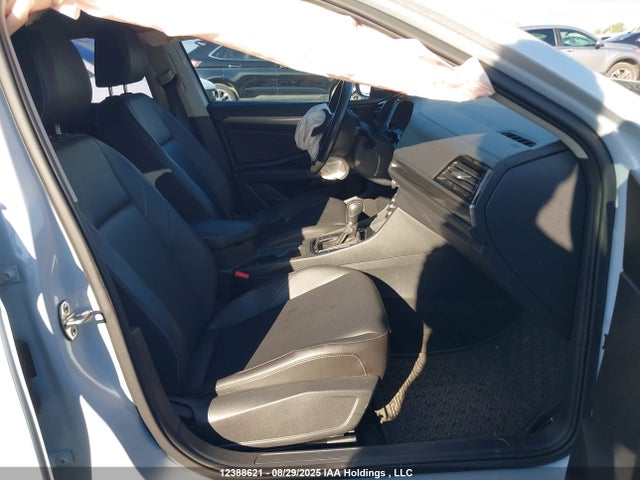 3VWE57BU5KM097371 Volkswagen 1.8 tsi