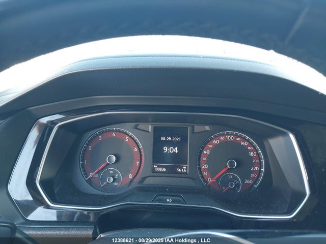 3VWE57BU5KM097371 Volkswagen 1.8 tsi