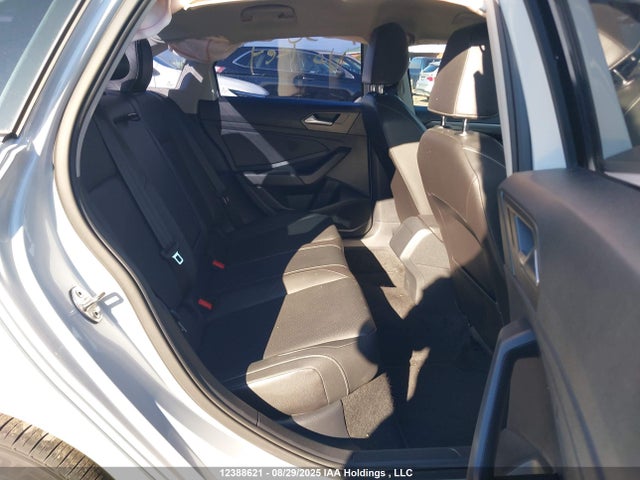 3VWE57BU5KM097371 Volkswagen 1.8 tsi