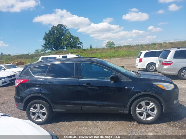 1FMCU0GX7GUC70636 Ford Escape