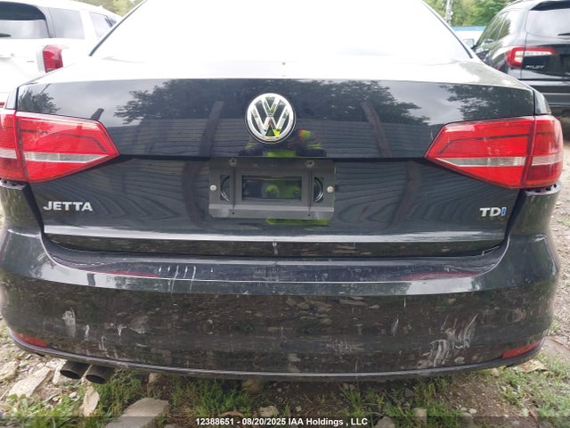 3VWLA7AJ0FM245006 Volkswagen Jetta