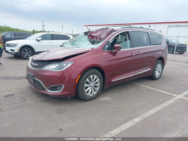 Chrysler Pacifica 2017 2C4RC1BG0HR595514 Image 2