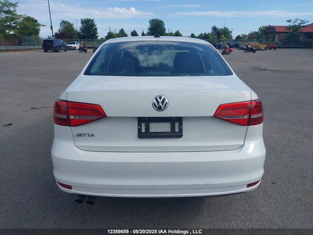 Volkswagen 2015 2015 3VW2K7AJ7FM334791 Image 16