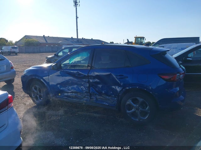 1FMCU9MZ8PUA23426 Ford dura d4 ivct atk