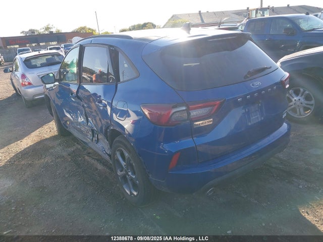 1FMCU9MZ8PUA23426 Ford dura d4 ivct atk